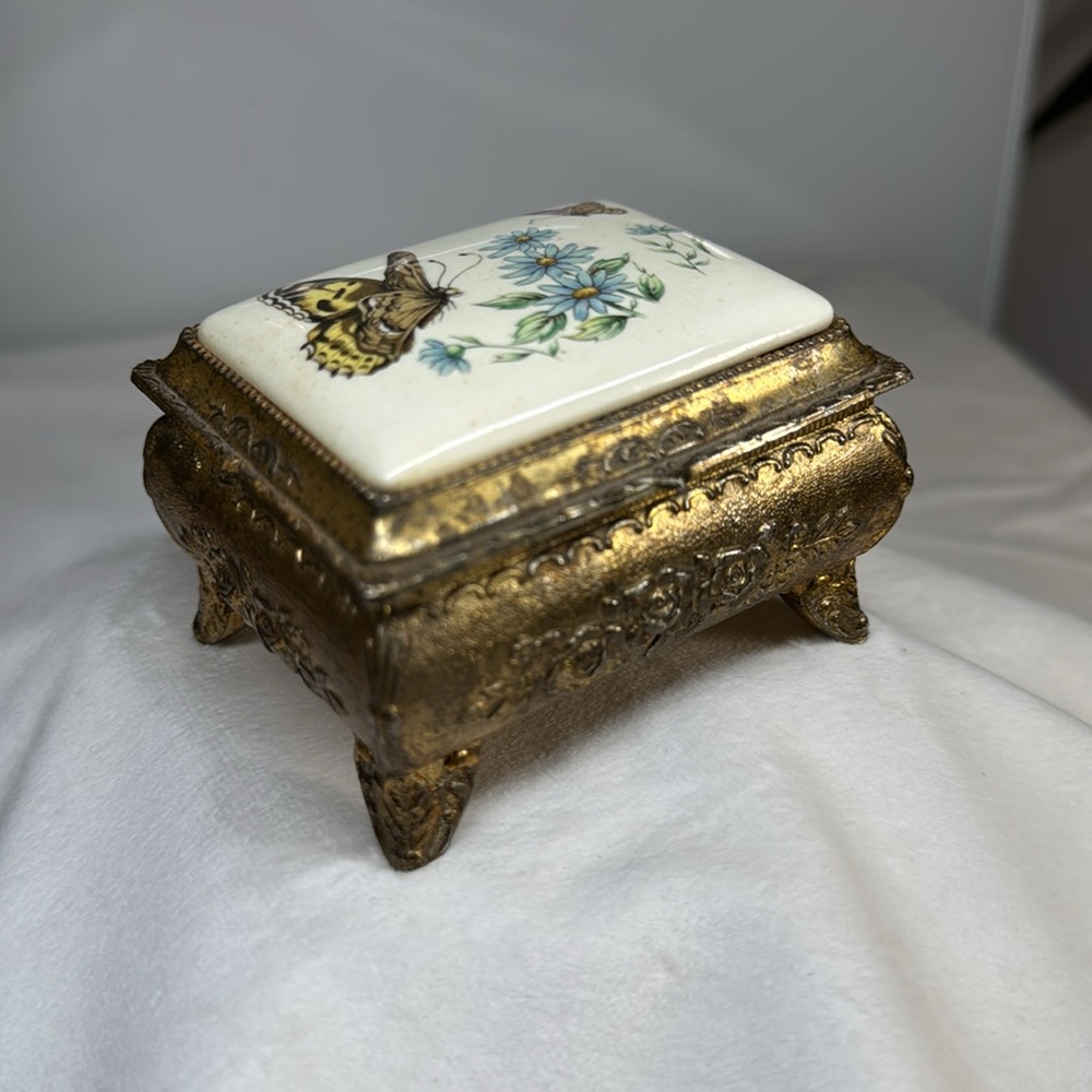 Antique trinket box - Picture 11 of 11